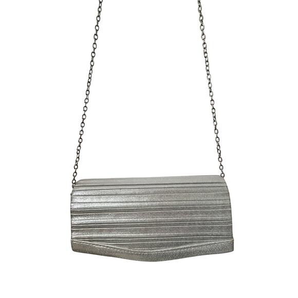 Darling Metallic Silver Evening Purse - Picture 4 of 4